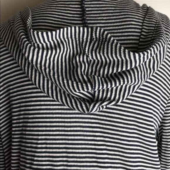 SIZE L STRIPED HOODED DRAPED OPEN -HI LOW CARDIGAN - Picture 5 of 8
